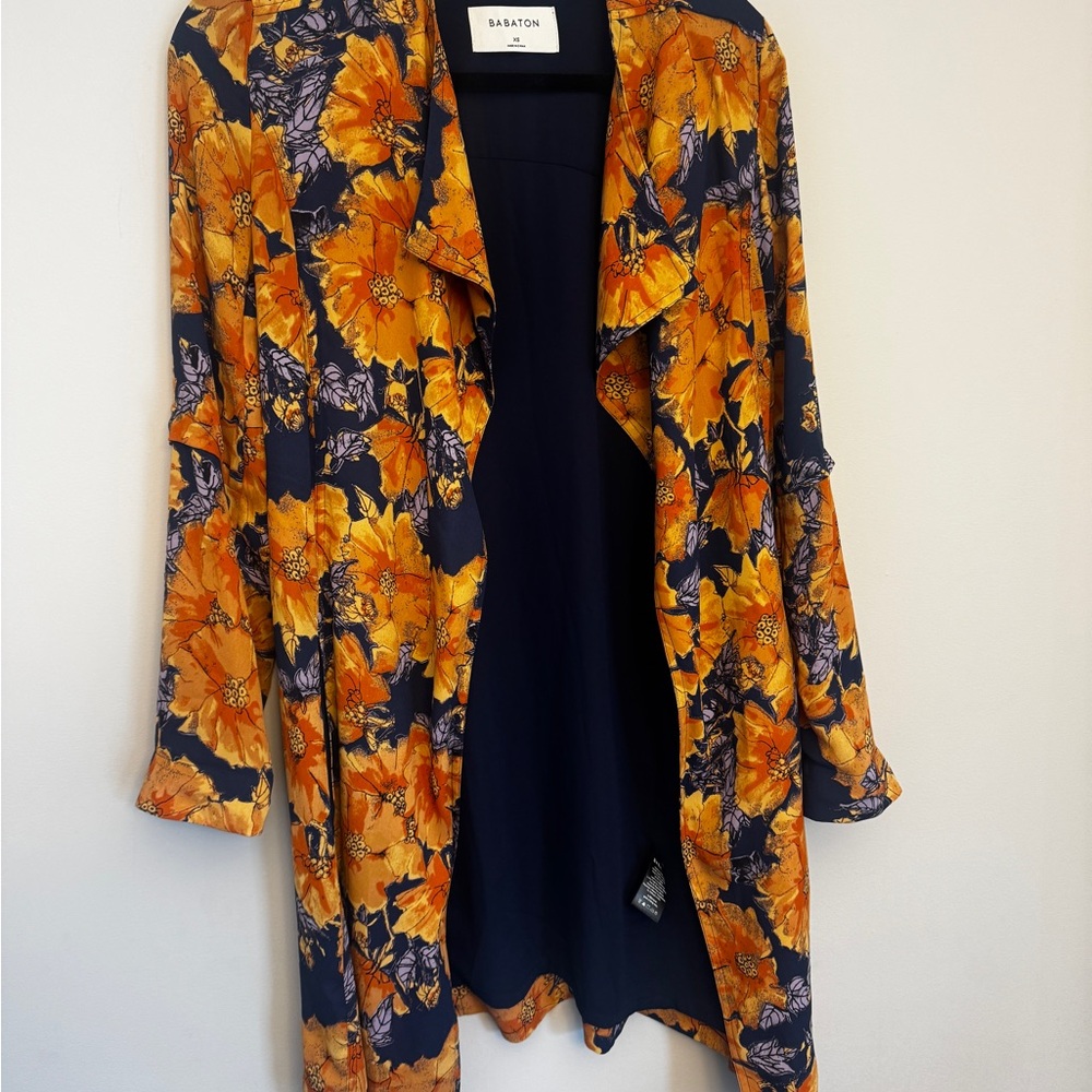Babaton 🖤 Floral Trench